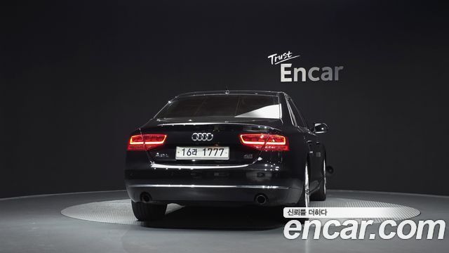 Audi A8 4.2 FSI Quattro LWB D4 2012 — фото 4
