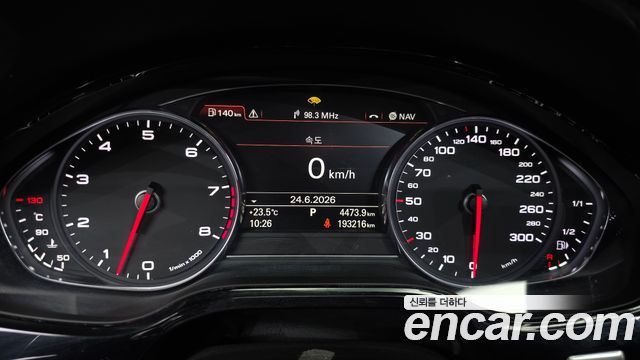 Audi A8 4.2 FSI Quattro LWB D4 2012 — фото 8