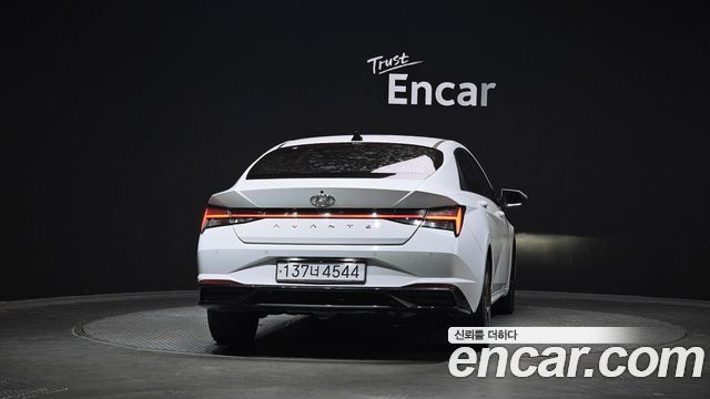 Hyundai Avante (CN7) 1.6 Inspiration 2021 — фото 4