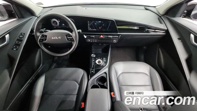 Kia Niro EV Air 2023 — фото 7