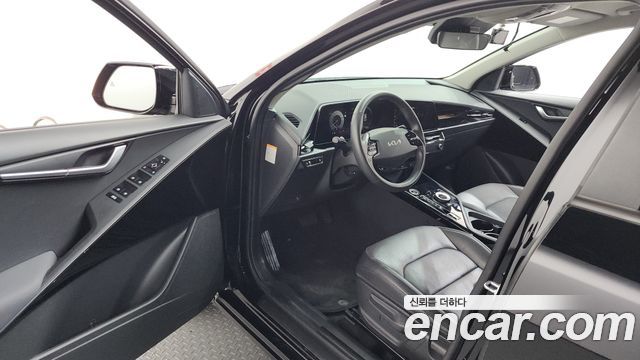 Kia Niro EV Air 2023 — фото 10