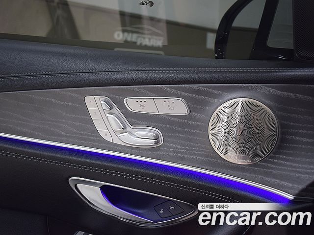 Mercedes-Benz E-Class (W213) E350 4MATIC AMG Line 2022 — фото 9