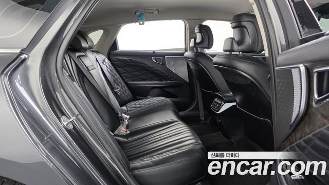 Kia K8 2.5 Gasoline 2WD Signature 2022 — фото 11