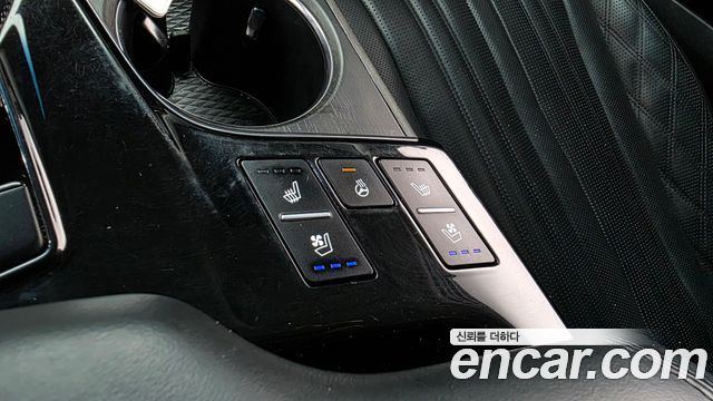 Kia K8 2.5 Gasoline 2WD Signature 2022 — фото 17