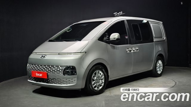 Hyundai Staria Cargo 5-Seater Modern 2022 — фото 1