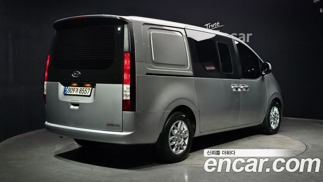 Hyundai Staria Cargo 5-Seater Modern 2022 — фото 2