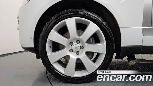 Land Rover Range Rover (IV) 4.4 SDV8 AB DIESEL 2016 — фото 5