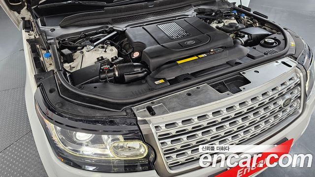 Land Rover Range Rover (IV) 4.4 SDV8 AB DIESEL 2016 — фото 6