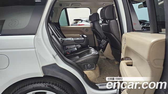 Land Rover Range Rover (IV) 4.4 SDV8 AB DIESEL 2016 — фото 15