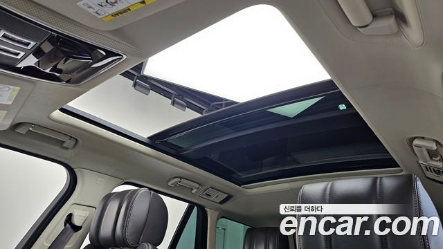 Land Rover Range Rover (IV) 4.4 SDV8 AB DIESEL 2016 — фото 23