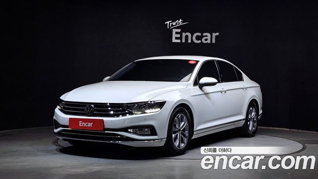 Volkswagen Passat GT (B8) 2.0 TDI Premium 2022 — фото 1