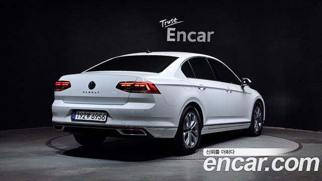 Volkswagen Passat GT (B8) 2.0 TDI Premium 2022 — фото 2