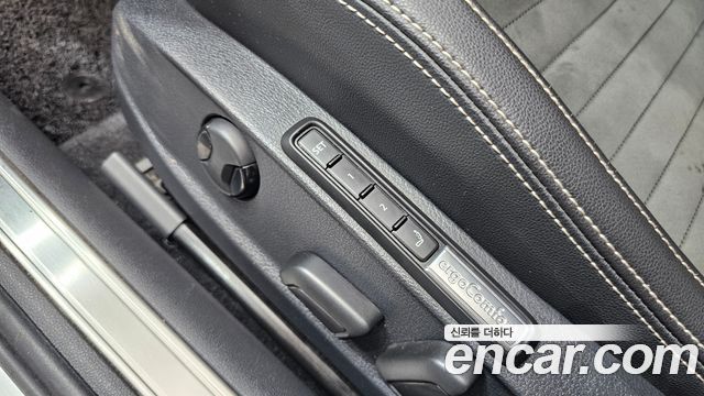 Volkswagen Passat GT (B8) 2.0 TDI Premium 2022 — фото 18