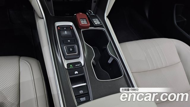 Honda Accord (X) 2.0 Hybrid EX-L 2018 — фото 9