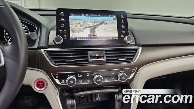 Honda Accord (X) 2.0 Hybrid EX-L 2018 — фото 14