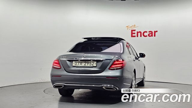 Mercedes-Benz E-Class (W213) E300 Exclusive 2019 — фото 4