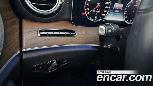 Mercedes-Benz E-Class (W213) E300 Exclusive 2019 — фото 17