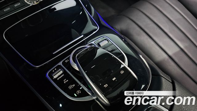 Mercedes-Benz E-Class (W213) E300 Exclusive 2019 — фото 30