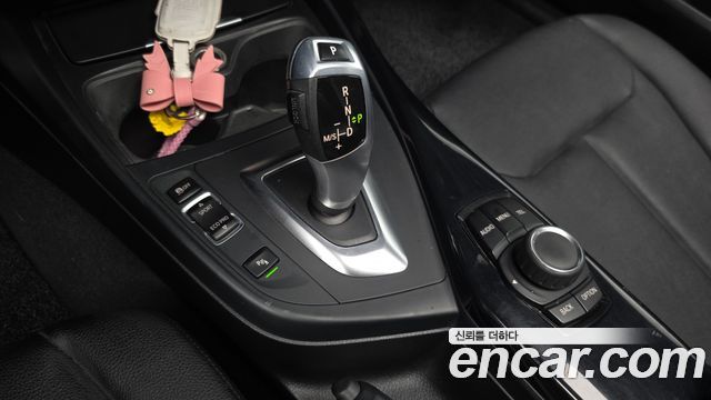 BMW 1 Series (F20) 118d Urban Pack1 5Dr 2014 — фото 9