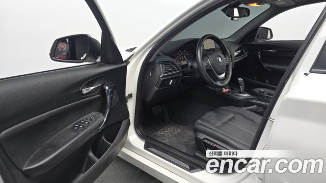 BMW 1 Series (F20) 118d Urban Pack1 5Dr 2014 — фото 10