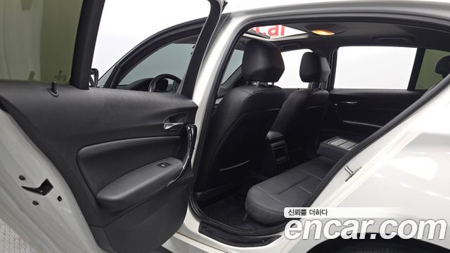 BMW 1 Series (F20) 118d Urban Pack1 5Dr 2014 — фото 12