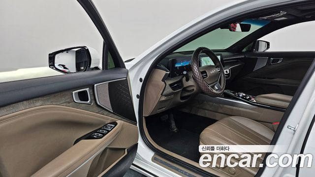 Kia K8 2.5 Gasoline 2WD Noblesse 2022 — фото 10