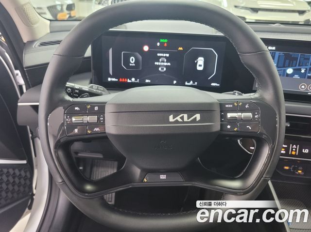 Kia K8 2.5 Gasoline 2WD Noblesse 2026 — фото 5