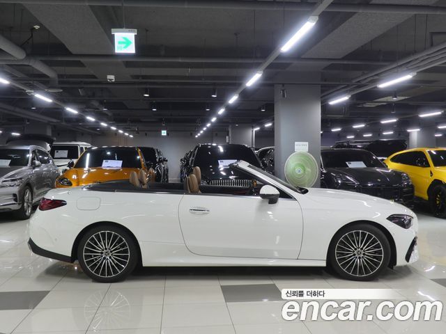 Mercedes-Benz CLE-Class (C236) CLE200 Cabriolet 2025 — фото 2