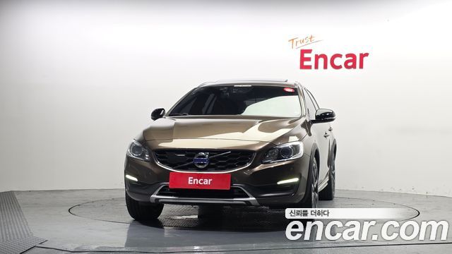 Volvo V60 Cross Country T5 AWD