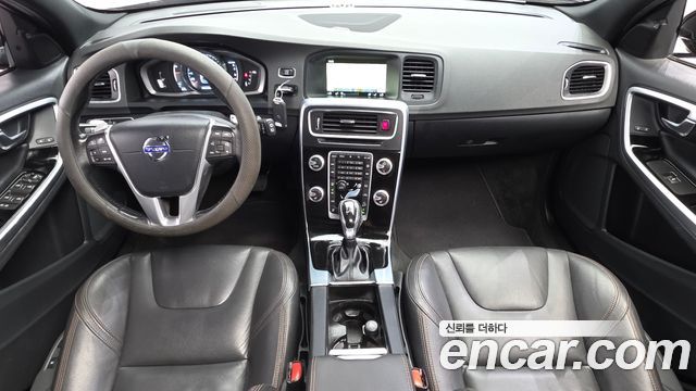 Volvo V60 Cross Country T5 AWD 2016 — фото 7
