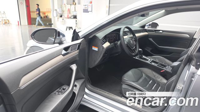 Volkswagen Arteon 2.0 TDI Premium 2020 — фото 10