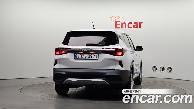 Kia Seltos Gasoline 1.6 Turbo 4WD Trendy 2022 — фото 4