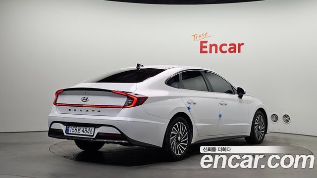 Hyundai Sonata Hybrid (DN8) Inspiration 2022 — фото 2