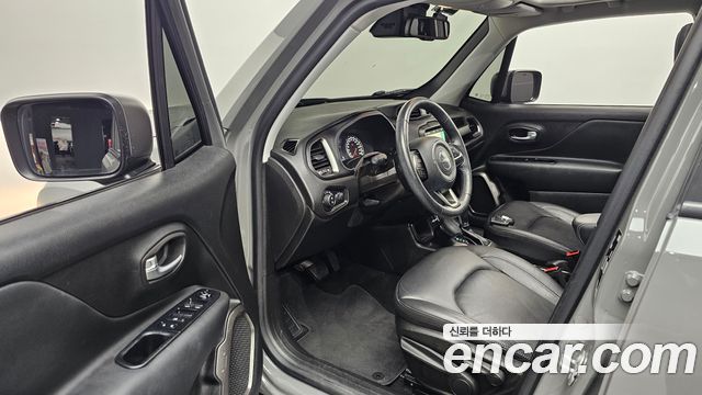 Jeep Renegade 2.4 Limited 2019 — фото 10