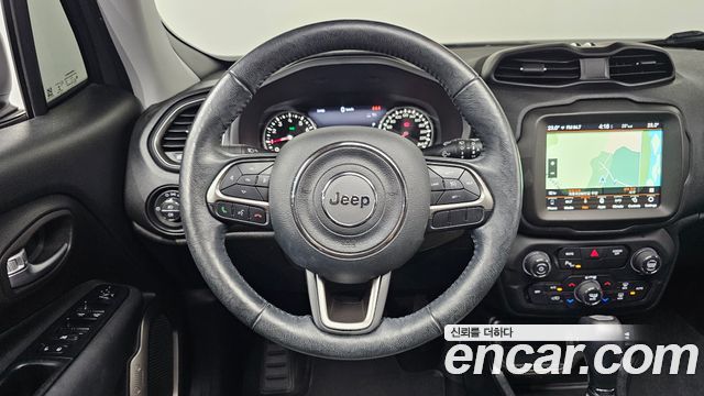 Jeep Renegade 2.4 Limited 2019 — фото 14