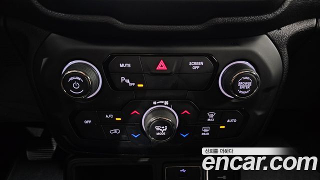 Jeep Renegade 2.4 Limited 2019 — фото 18