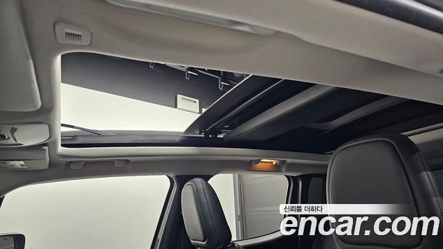 Jeep Renegade 2.4 Limited 2019 — фото 19
