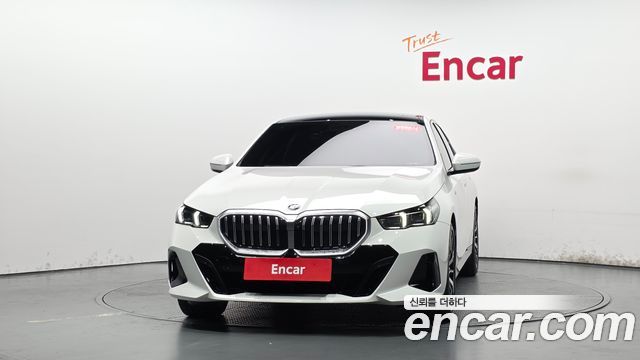 BMW 5 Series (G60) 530i xDrive M Sport 2025 — фото 3