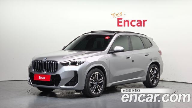 BMW X1 (U11) xDrive 20i M Sport 2025 — фото 1