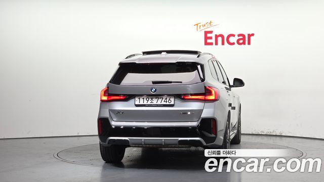 BMW X1 (U11) xDrive 20i M Sport 2025 — фото 4