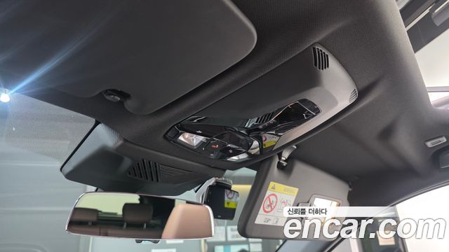 BMW X1 (U11) xDrive 20i M Sport 2025 — фото 19