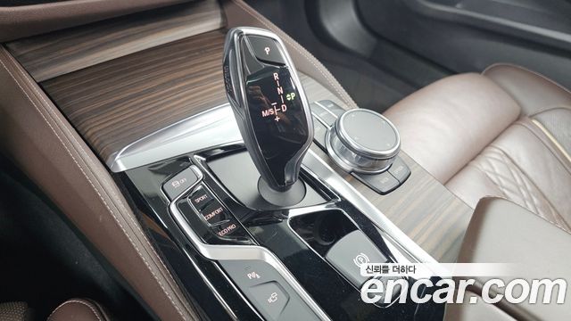 BMW 5 Series (G30) 530i M Sport Package Plus 2017 — фото 9