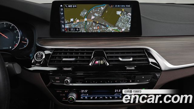 BMW 5 Series (G30) 530i M Sport Package Plus 2017 — фото 14