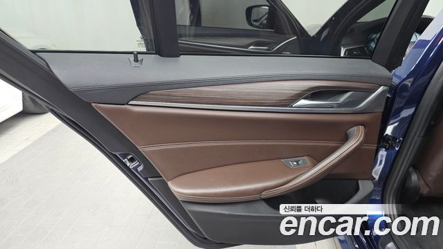 BMW 5 Series (G30) 530i M Sport Package Plus 2017 — фото 25