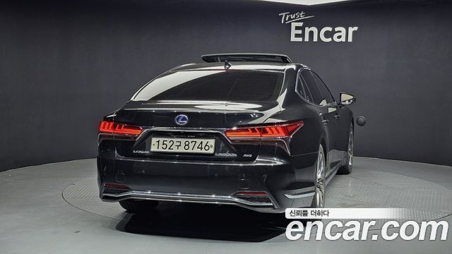 Lexus LS500h (V) 3.5 Platinum AWD 2018 — фото 4