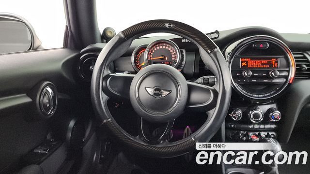 MINI Cooper Standard Third Generation 2014 — фото 16