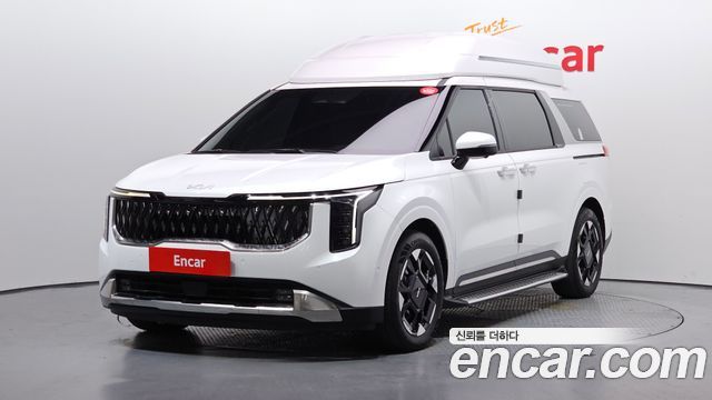 Kia Carnival (IV) HEV 9-Seater Hi-Limousine Signature 2025 — фото 1