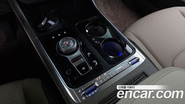 Kia Carnival (IV) HEV 9-Seater Hi-Limousine Signature 2025 — фото 9