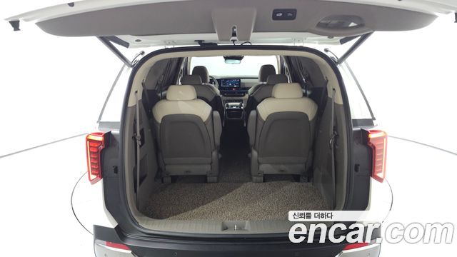 Kia Carnival (IV) HEV 9-Seater Hi-Limousine Signature 2025 — фото 15
