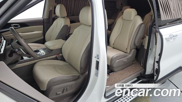 Kia Carnival (IV) HEV 9-Seater Hi-Limousine Signature 2025 — фото 16